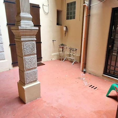 Central And Cozy Loft With Courtyard Bologna Eksteriør bilde
