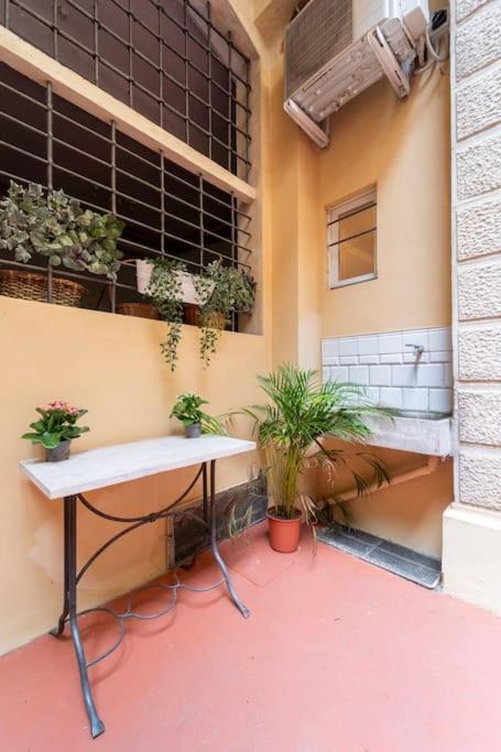 Central And Cozy Loft With Courtyard Bologna Eksteriør bilde